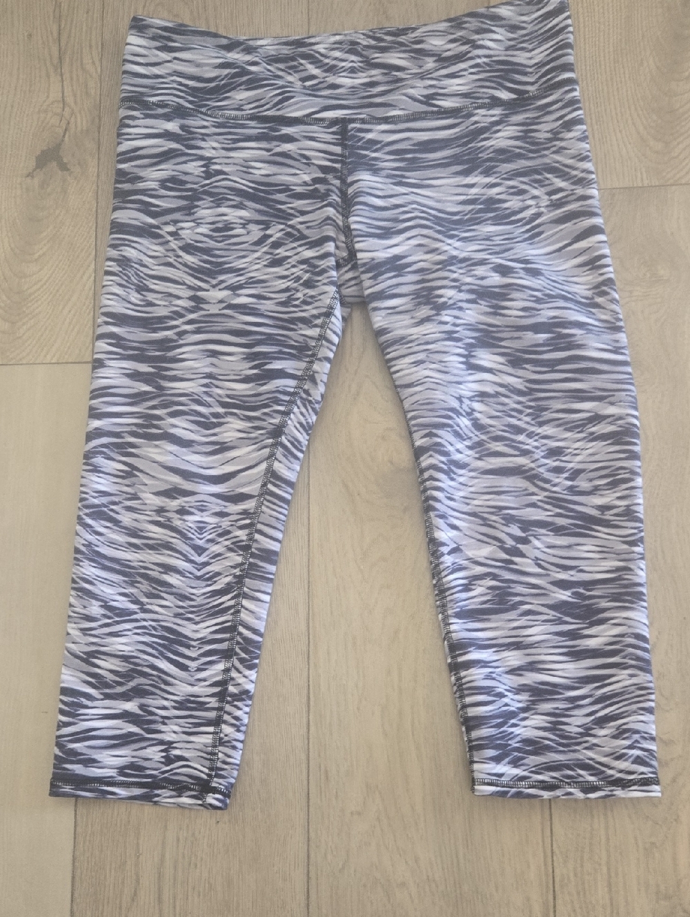 Alo YOGA Capri Pant Sz Large